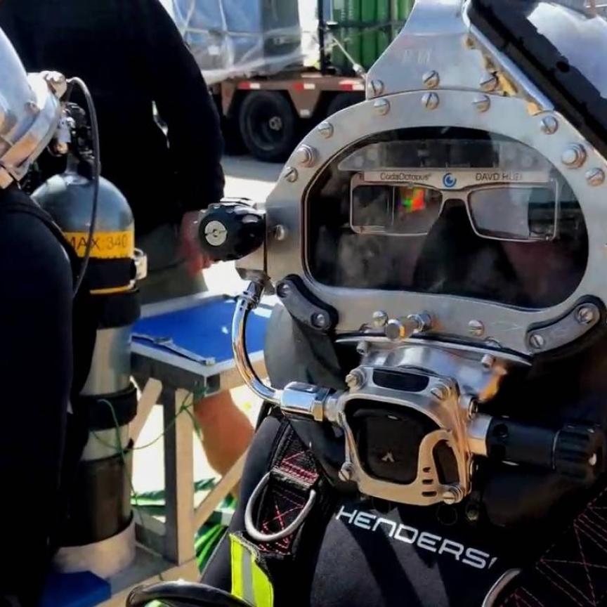 US Navy DAVD heads-up AR display uses underwater vision